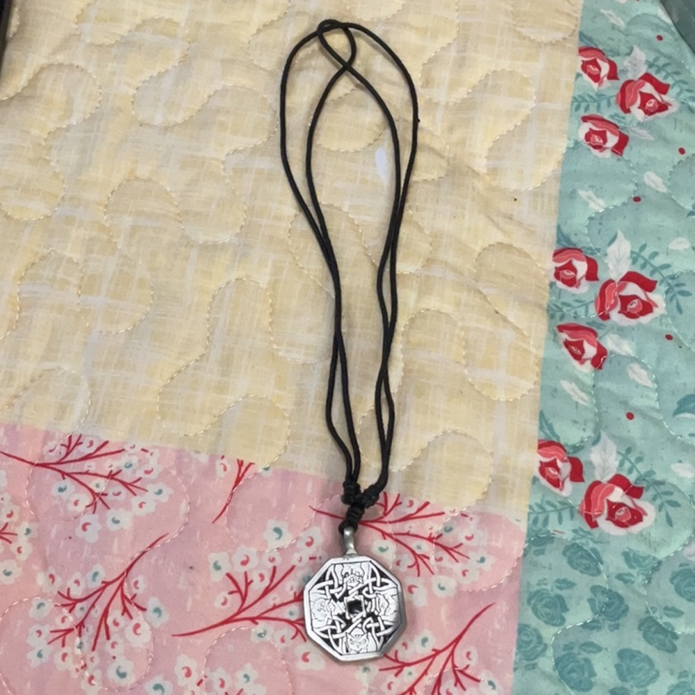 UATH May 13~June 9 Celtic Birth Sign Pendant On Black Cord